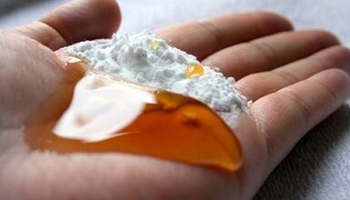 Χρησιμοποιώντας σόδα για να αυξήσετε ένα μέλος